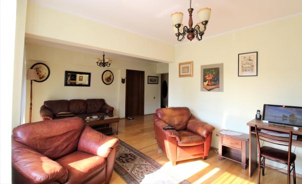 Apartament 3 camere bd. Mihalache - parc Kiseleff