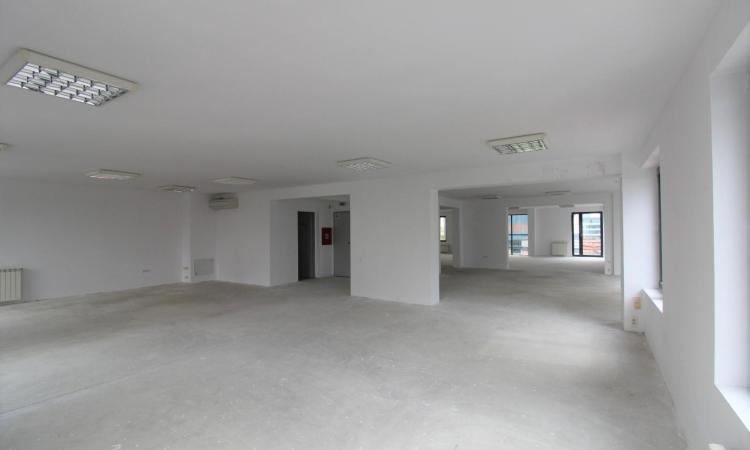 Inchiriere Spatiu Birouri/Comercial - Aviatiei - 240 mp