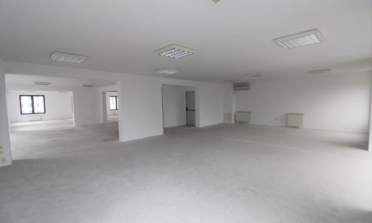 Inchiriere Spatiu Birouri/Comercial - Aviatiei - 240 mp