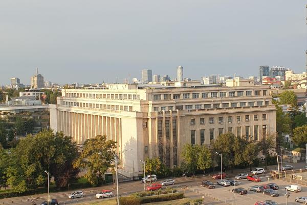 4 camere 102mp - 2 bai - Piata Victoriei - view superb