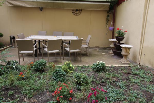 3 camere in vila - curte 60mp - Guvernul Romaniei - Capitale