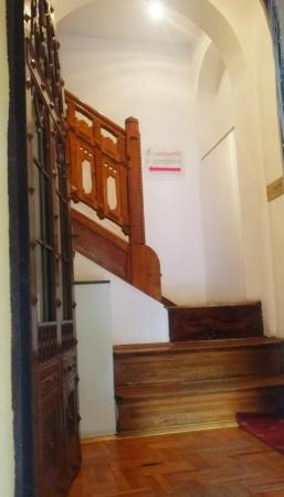 Parter vila, 4 camere, Piata Romana, renovat complet, nemobilat, ideal birouri