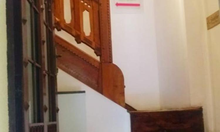 Parter vila, 4 camere, Piata Romana, renovat complet, nemobilat, ideal birouri