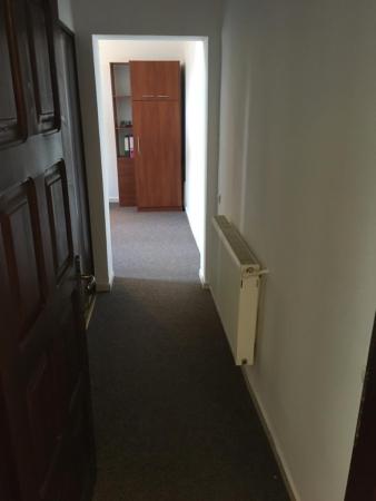 Parter vila, 4 camere, Piata Romana, renovat complet, nemobilat, ideal birouri