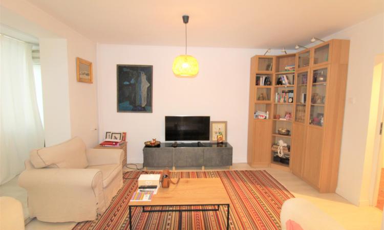 3 camere decomandat - 85mp - mobilat lux - B-dul Decebal