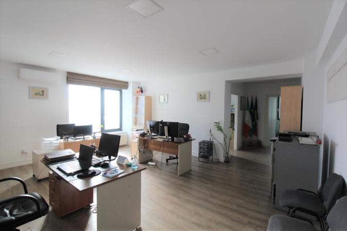 Vanzare/Inchiriere Duplex 5 Camere - Aviatiei - Birouri/Locuibil