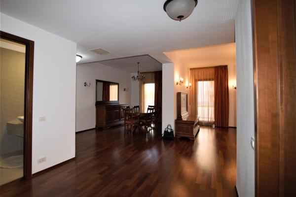 Apartament 3 camere, 3 bai, Baneasa, lux, spatios, renovat, terasa generoasa