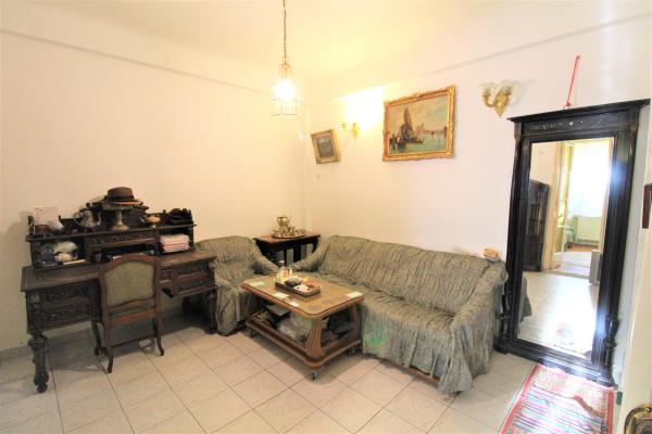 3 camere + hol locuibil - 79mp - Universitate - la 2 min de metrou
