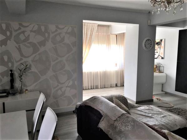 Apartament 3 camere, decomandat,110 mp, zona Herastrau