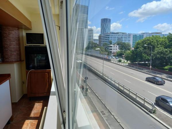 Vanzare Apartament 3 Camere - Aviatiei - Metrou Aurel Vlaicu - Confort 1