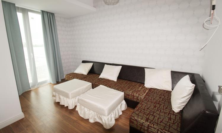 3 camere mobilat, Baneasa + loc de parcare inclus