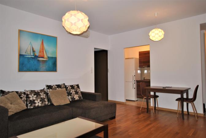 Apartament 2 camere - complet mobilat si utilat - Complex Privighetorilor