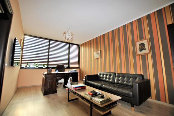 2 camere - Damaroaia - modern - pretabil birou (avocatura, psihologic etc)