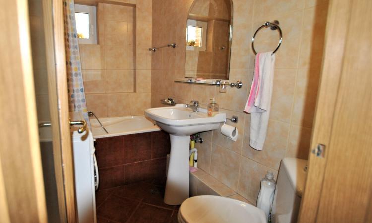 2 camere-Baneasa- semidecomandat - priveliste lacul Herastrau