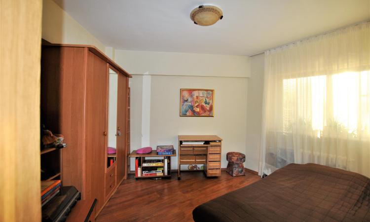 2 camere-Baneasa- semidecomandat - priveliste lacul Herastrau