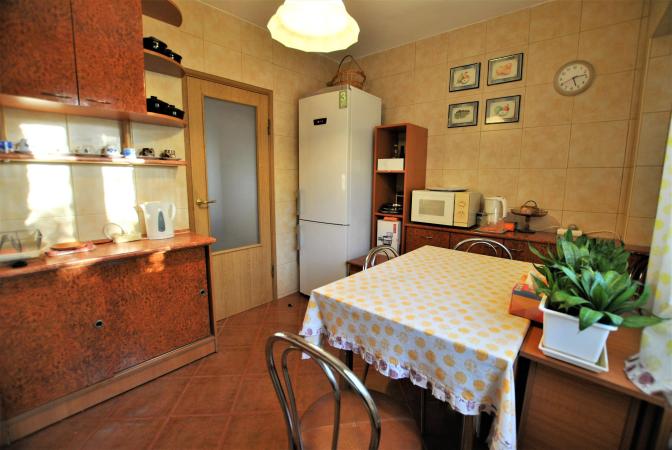 2 camere-Baneasa- semidecomandat - priveliste lacul Herastrau