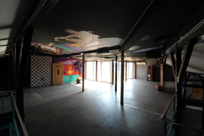 Spatiu Comercial - Mansarda Inalta - Centrul Istoric - intrare privata