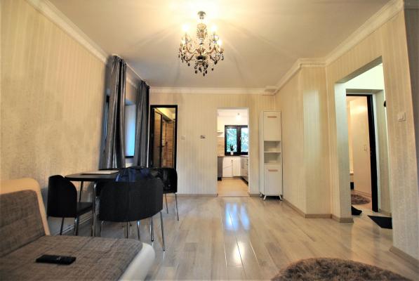 Apartament 2 camere - Pasajul Baneasa - parter - gradina comuna