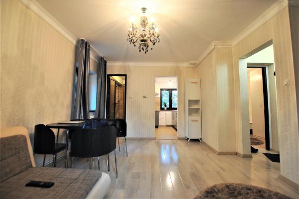 Apartament 2 camere - Pasajul Baneasa - parter - gradina comuna