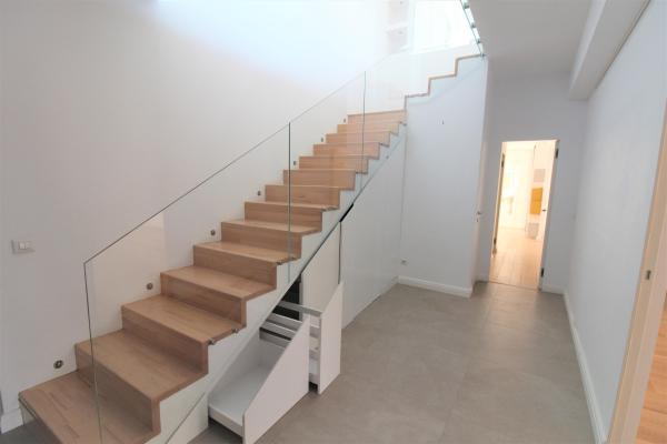 Duplex - 5 camere 277mp - 3 locuri parcare - Cartierul Francez - Persepolis