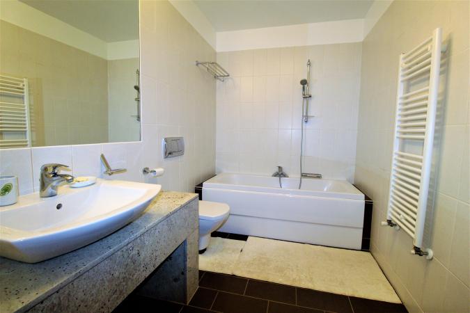Apartament 3 camere LUX - Baneasa - loc parcare - 132mp - 3 bai - 2 terase