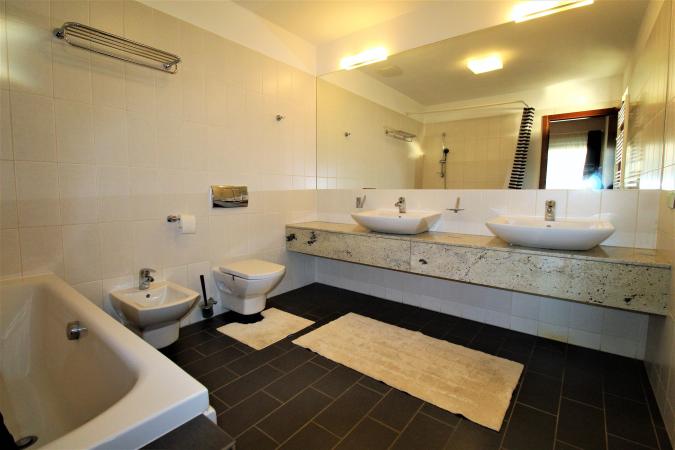 Apartament 3 camere LUX - Baneasa - loc parcare - 132mp - 3 bai - 2 terase
