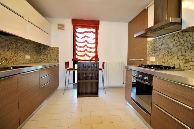 Apartament 3 camere LUX - Baneasa - loc parcare - 132mp - 3 bai - 2 terase