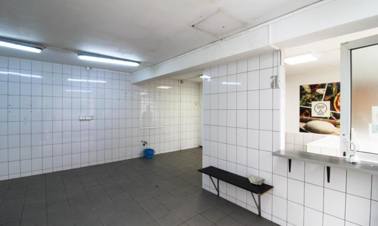 Spatiu comercial - parter vila