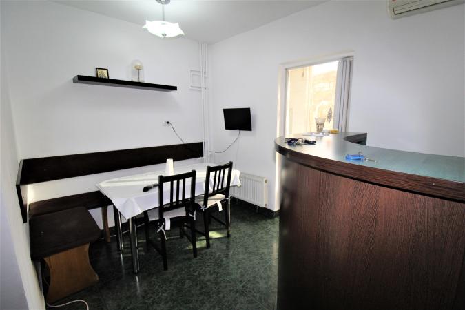 Apartament 3 camere - Baneasa - 2 bai - 70mp - et2/4 - loc parcare inclus
