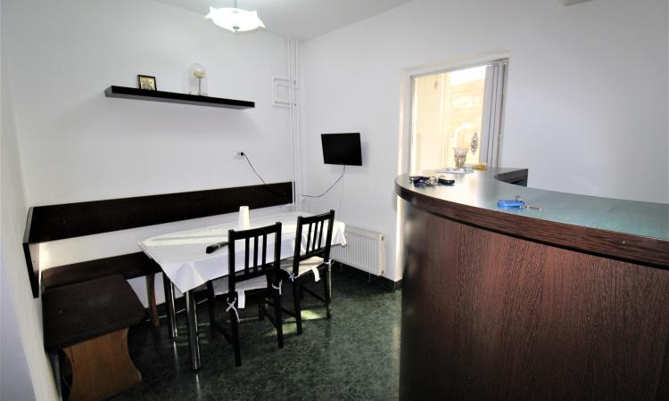 Apartament 3 camere - Baneasa - 2 bai - 70mp - et2/4 - loc parcare inclus