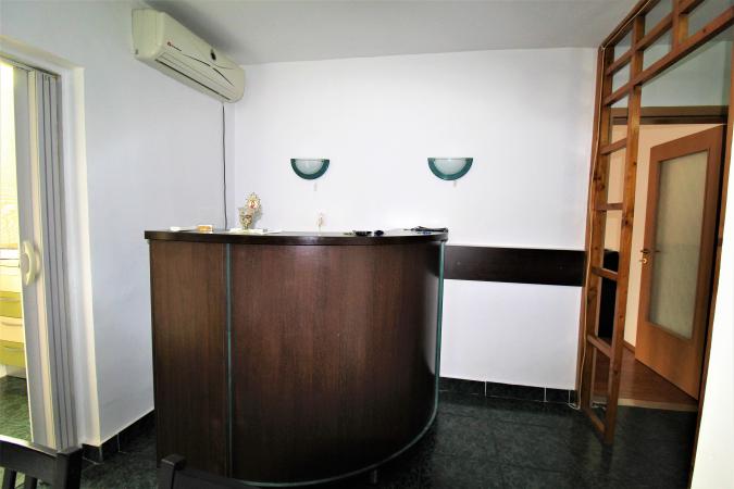 Apartament 3 camere - Baneasa - 2 bai - 70mp - et2/4 - loc parcare inclus