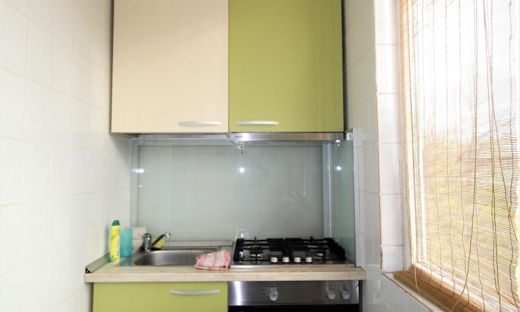 Apartament 3 camere - Baneasa - 2 bai - 70mp - et2/4 - loc parcare inclus
