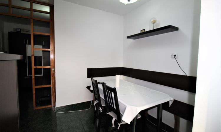 Apartament 3 camere - Baneasa - 2 bai - 70mp - et2/4 - loc parcare inclus