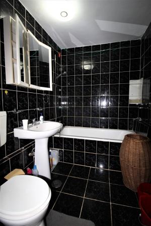 Apartament 3 camere - Baneasa - 2 bai - 70mp - et2/4 - loc parcare inclus