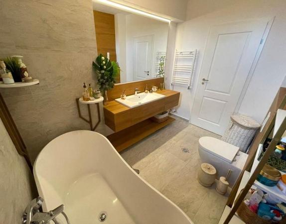 APARTAMENT 4 camere decomodat -Metropolitan Residence
