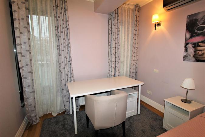 3 cam LUX - Aviatiei - 98mp -loc parcare subteran-terasa generoasa