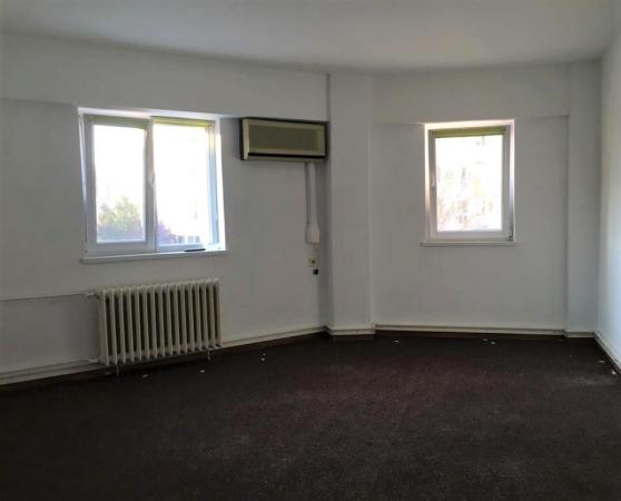 Etaj complet de vanzare (8 camere), Aviatiei, oportunitate investitie!