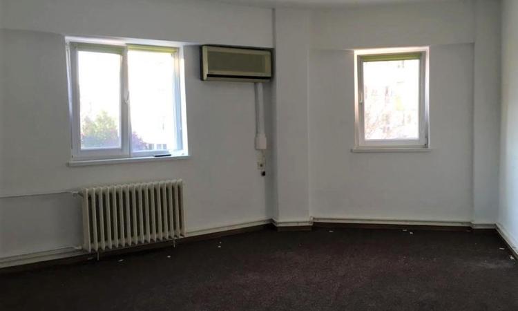 Etaj complet de vanzare (8 camere), Aviatiei, oportunitate investitie!