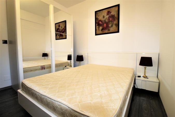 3-room apartment-semi-detached-central heating-chic building 2016