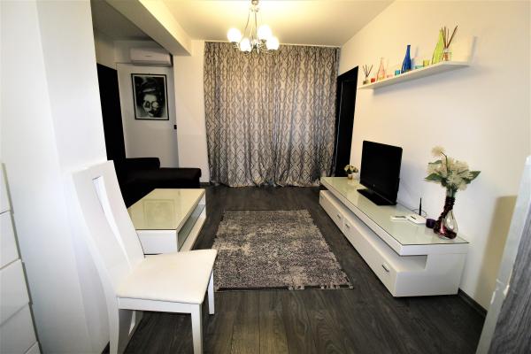 3-room apartment-semi-detached-central heating-chic building 2016