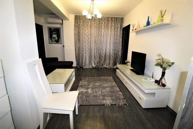 3-room apartment-semi-detached-central heating-chic building 2016