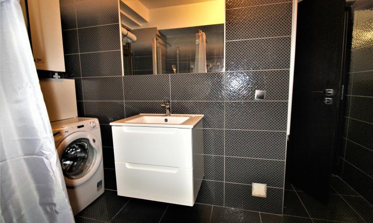 3-room apartment-semi-detached-central heating-chic building 2016