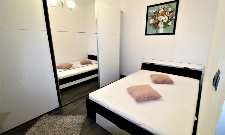 3-room apartment-semi-detached-central heating-chic building 2016