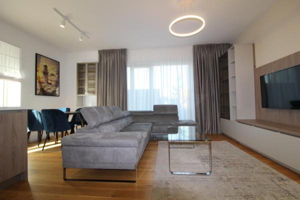 Apartament -3Camere - Aviatiei - Cu Gradina Privata-chirias inclus