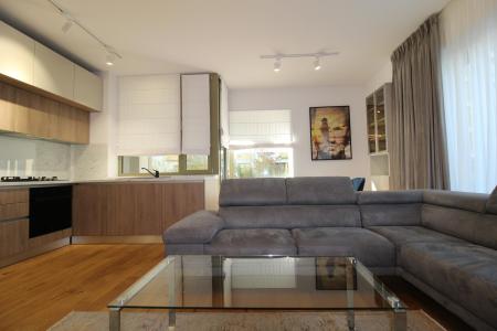 Apartament -3Camere - Aviatiei - Cu Gradina Privata-chirias inclus