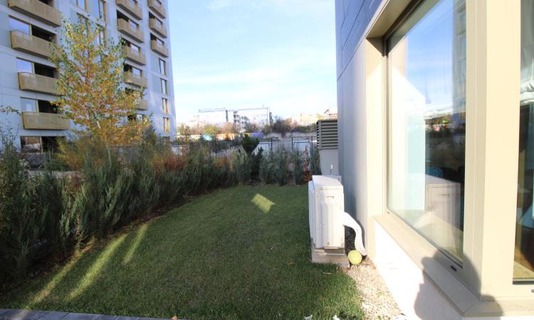 Apartament -3Camere - Aviatiei - Cu Gradina Privata-chirias inclus