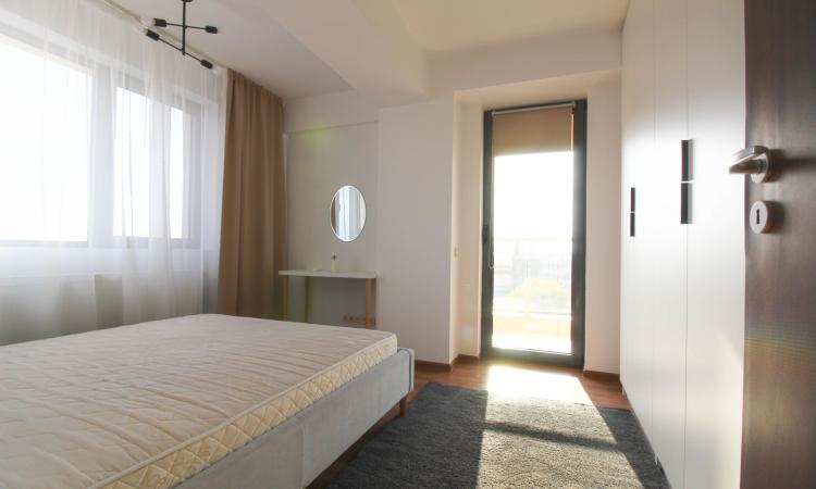 2 elegant rooms - terrace - lake view - Pipera