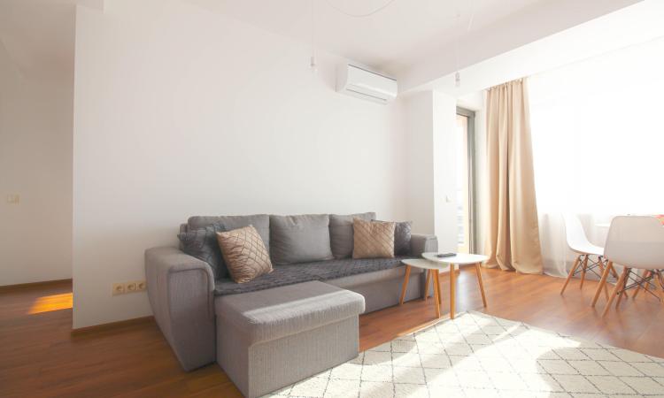 2 elegant rooms - terrace - lake view - Pipera