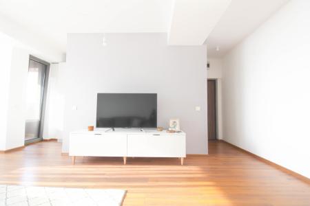 2 elegant rooms - terrace - lake view - Pipera