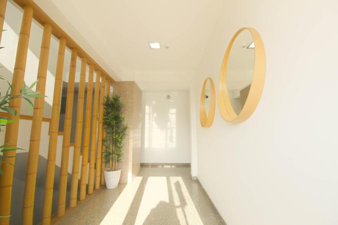 2 elegant rooms - terrace - lake view - Pipera